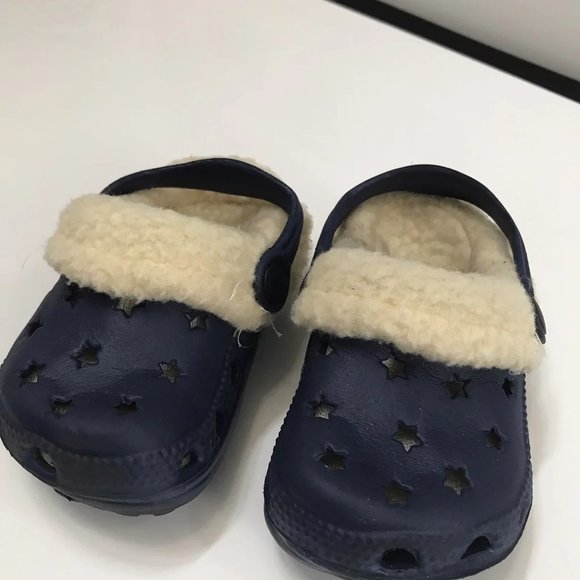 Old Navy Infant Shoes 6-9 Month - Picture 1 of 2